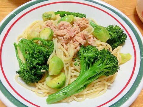 ブロッコリーと芽キャベツを使った、ツナパスタ